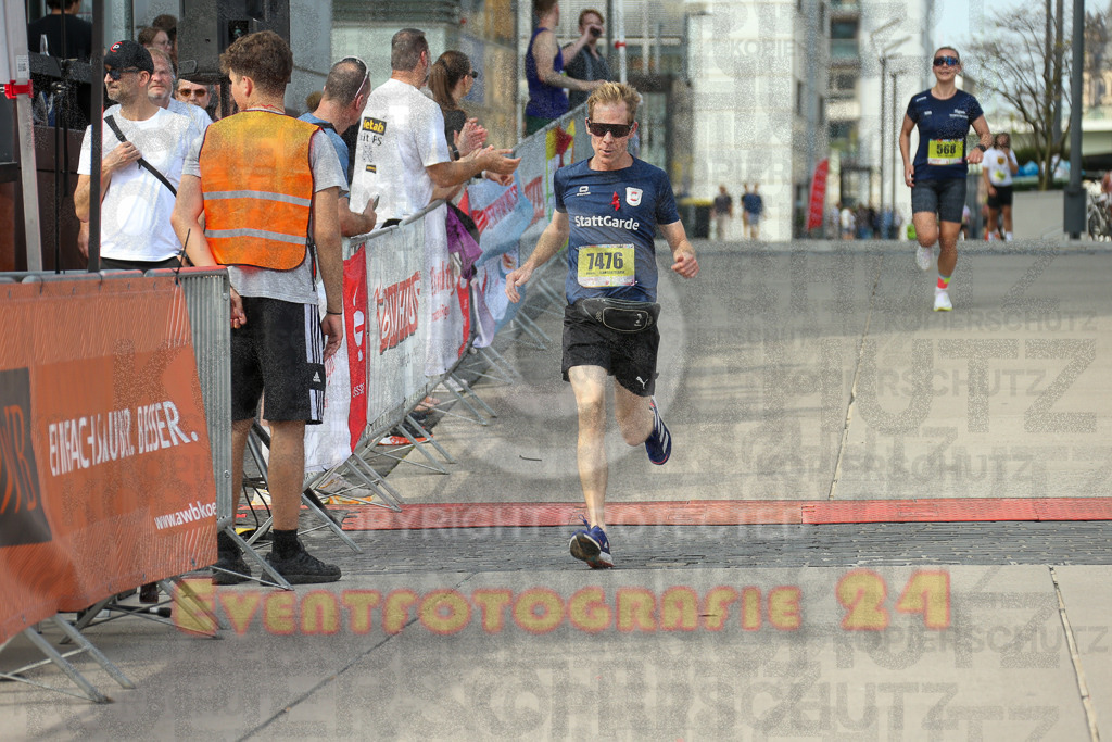 250920_1513_EX1_8570 | Sportfotografie im Rhein-Sieg Kreis, Köln, Bonn, NRW, Rheinland Pfalz, Hessen, etc. Unser Tätigkeitsfeld umfasst den Laufsport vom Volkslauf über den Marathon, Duathlon, Triathon bis zum Ultralauf wie Kölnpfad Ultra oder Schindertrail.