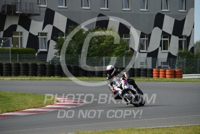 2024_07_06_PBK_31719 | Sportfotografie; SlowMotion; Video; Rennstrecke; Hafeneger; Speer; Racing; RSE; BMW; CBO; Trackday; Motorsportarena; Hockenheimring; Brno; Most; Barcelona; Valencia