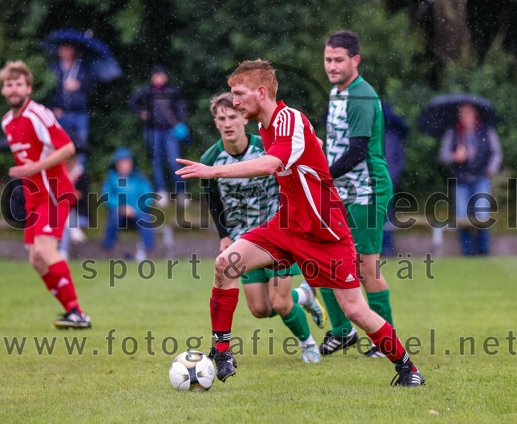 2023-08-06_023_SpVgg_Neuching_gegen_SG_Hoerlkofen-Woerth | Neuching, Deutschland, 06.08.2023:
Fußball, A-Klasse 2023 / 2024, 1. Spieltag, SpVgg Neuching gegen SG Hörlkofen/Wörth, Endergebnis: 0:0

Stefan Dünhuber (SG Hörlkofen/Wörth, #4)

Foto: Christian Riedel / fotografie-riedel.net