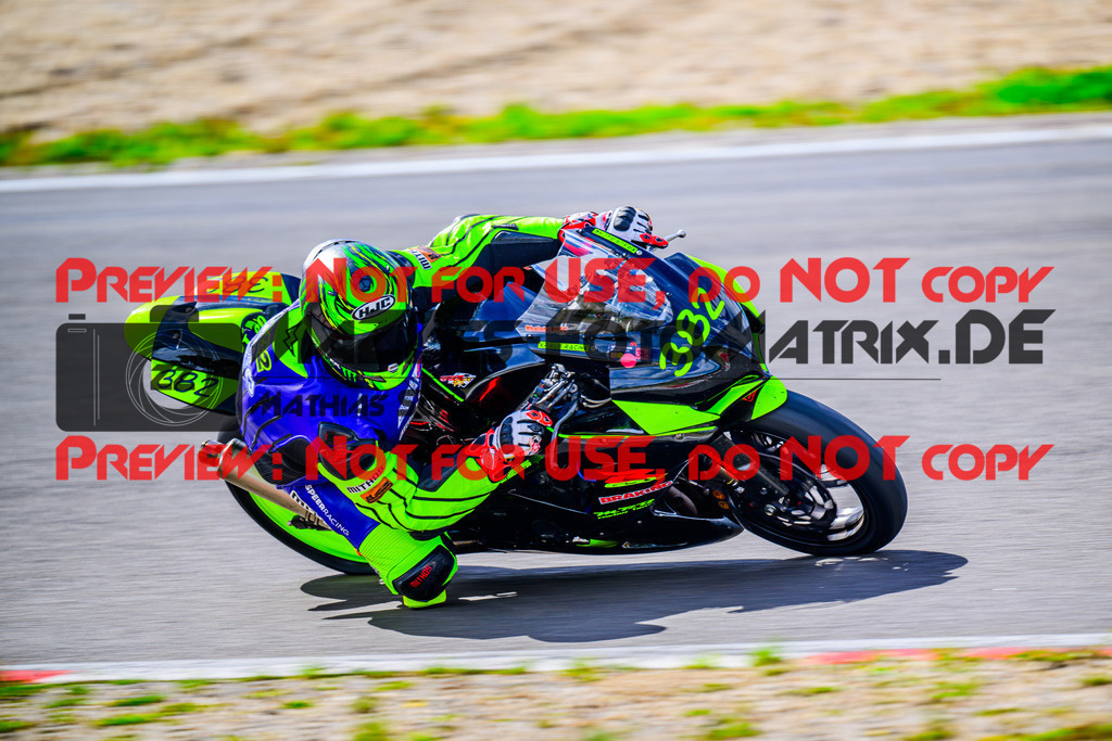 MaZZes_FotoMatrix_240911_6007705_6389 | ROT