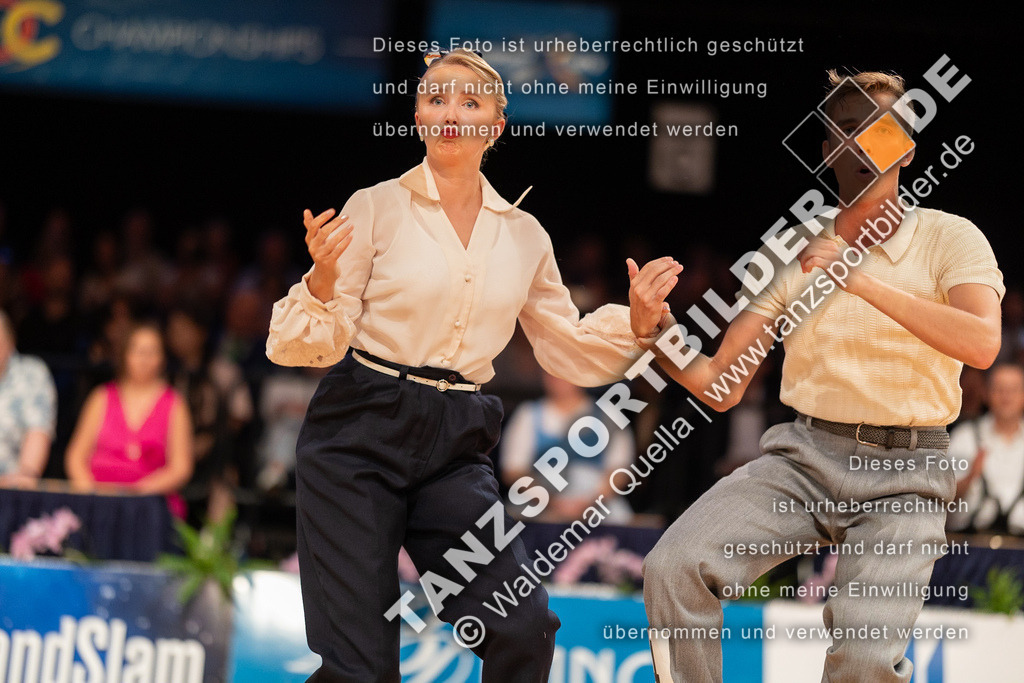 20230812-15187 | Hier finden Sie Tanz Bilder vom Latein und Standard Formationen tanzen. Sportbilder vom Tanzsport. Schöne Fotos und von Weltmeisterschaft, Europameisterschaft, Bundesliga, Regionalliga, Oberliga und Landesliga sowie von GOC Stuttgart, DanceComp, WM Bremen