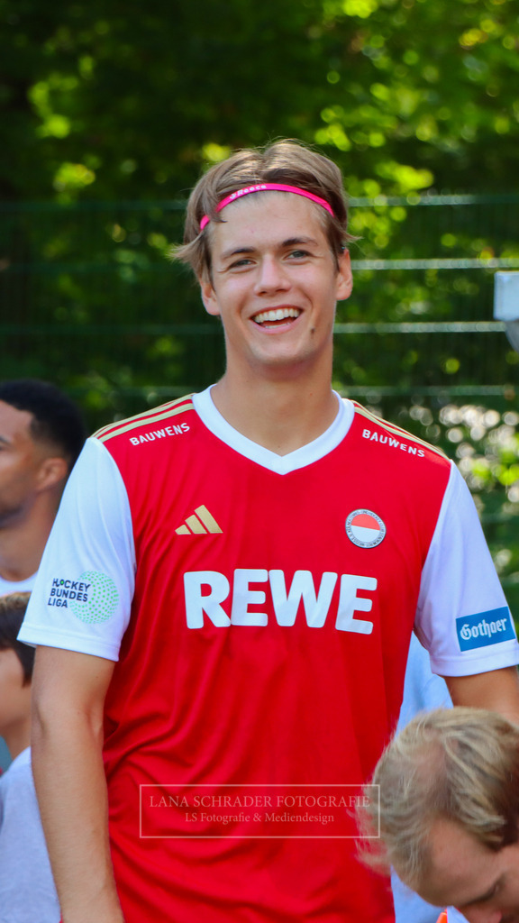 HERREN BUNDESLIGA Rot-Wei_ K_ln - Crefelder HTC 07.09.24 K_ln-256 | lanaschraderfotografie - Realisiert mit Pictrs.com