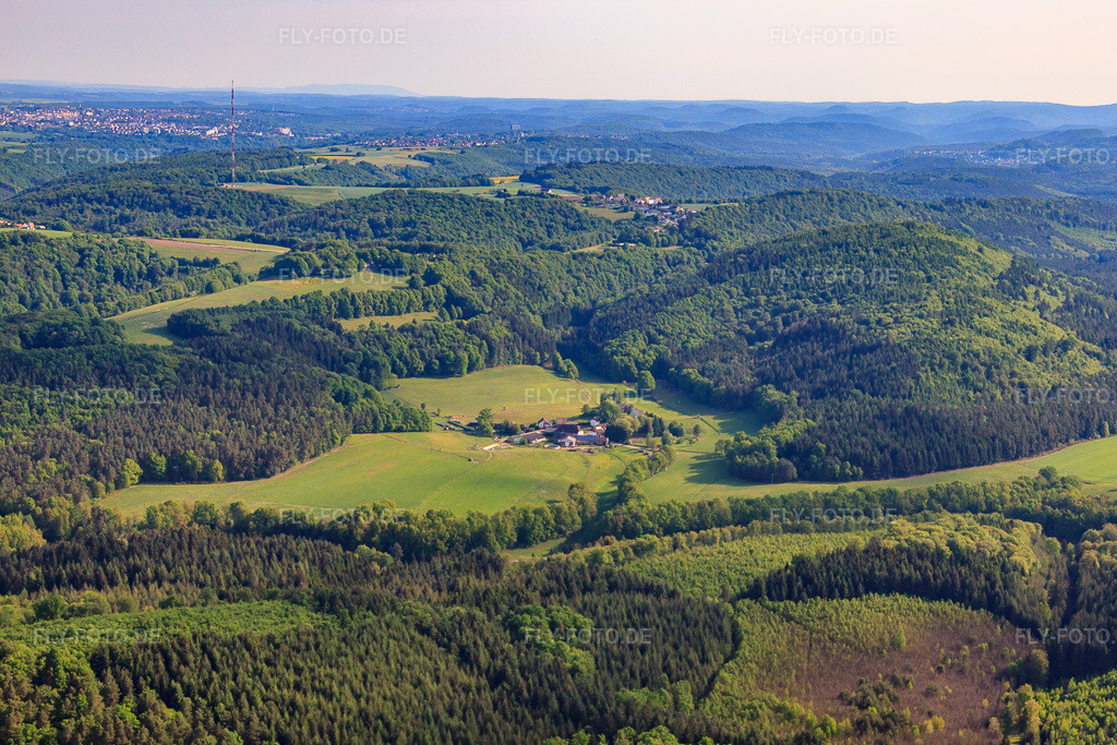 Luftbild: Ransbrunnerhof in Eppenbrunn im Bundesland Rheinland-Pfalz in Deutschland. Foto: IMG_40888(40736).jpg vom 08.05.2011 durch Werner Riehm/FLY-FOTO.de