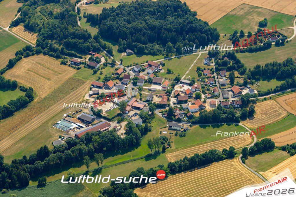 Die Luftaufnahme Rammersberg - Velburg wurde 2022 vom Flugzeug aus (keine Drohne) erstellt. Hohe Auflösung -für große Poster und Wandbilder geeignet - Garantiert!