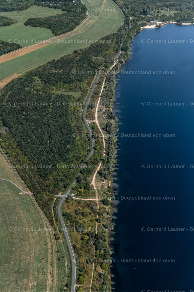 4041574 | LEIPZIG 15.09.2020 Uferbereiche am Seegebiet des " Cospudener See " im Ortsteil Lauer in Leipzig im Bundesland Sachsen, Deutschland. // Riparian areas on the lake area of " Cospudener See " in the district Lauer in Leipzig in the state Saxony, Germany. Foto: Gerhard Launer