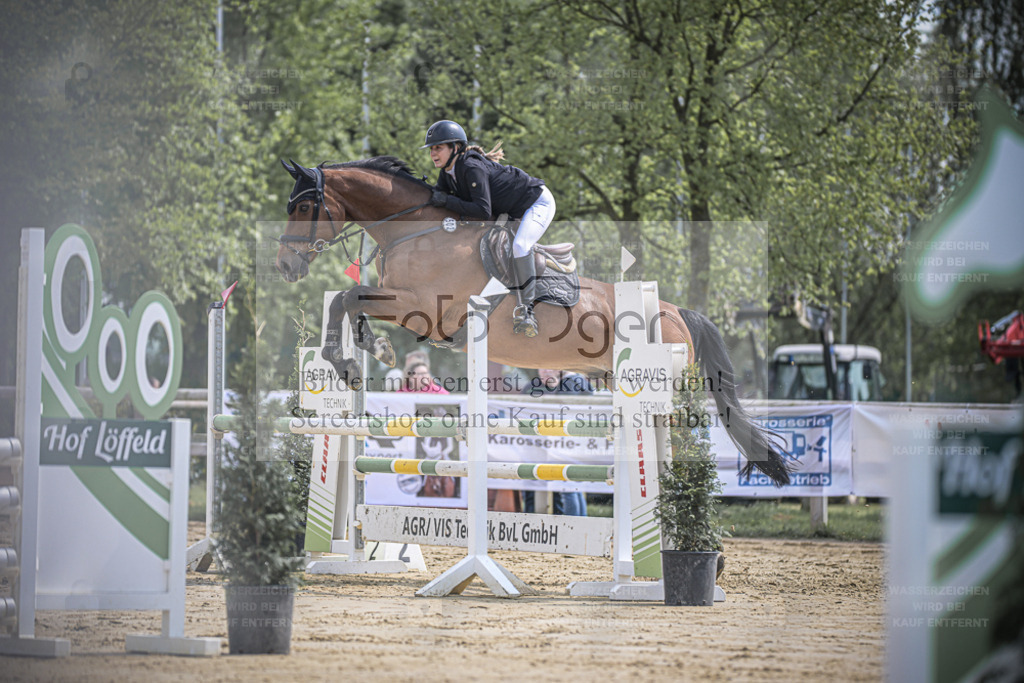 20240509-DOS_8571 | Entdecke hochwertige Reitturnierfotos von Foto Oger. Professionell, emotional und authentisch – jetzt Lieblingsmomente im Shop bestellen. - Realisiert mit Pictrs.com