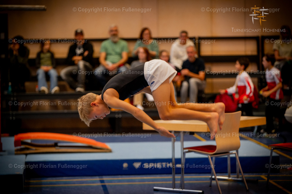 Promo-11 | "Fussifoto.com – Ihr Ansprechpartner für hochwertige Fotografie! Entdecken Sie kreative Bilder und professionelle Dienstleistungen. Kontaktieren Sie uns für Ihre Projekte!"