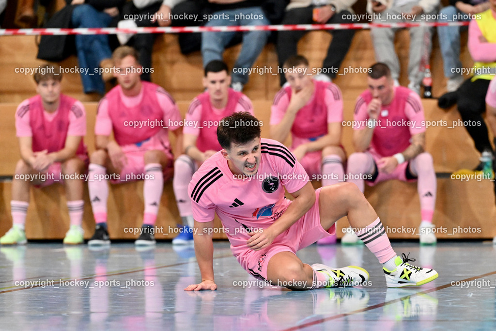 Carinthia Flamengo Futsal Club vs. Futsal Klagenfurt | #17 Hasan Kupinic Carinthia Flamengo, Carinthia Flamengo Futsal Club vs. Futsal Klagenfurt, Carinthia Flamengo Futsal Club vs. Futsal Klagenfurt am 01.12.2024 in Klagenfurt (Ballspielhalle Viktring), Austria, (Photo by Bernd Stefan)