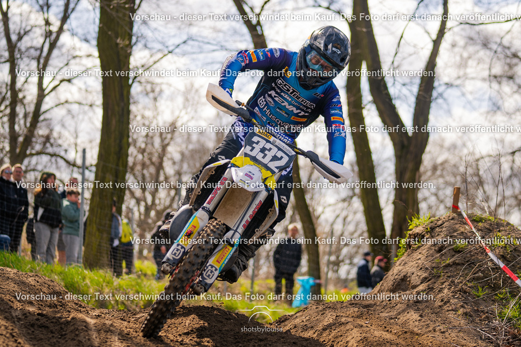20260406_MSCHänchen-9500 | Sportfotografin aus Berlin-Brandenburg mit Fokus auf Motocross. Ich halte deine sportliche Leistung und echte Emotionen auf und neben der Strecke professionell fest. Entdecke die Fotos von deinem Rennen und bestelle sie direkt hier im Shop.