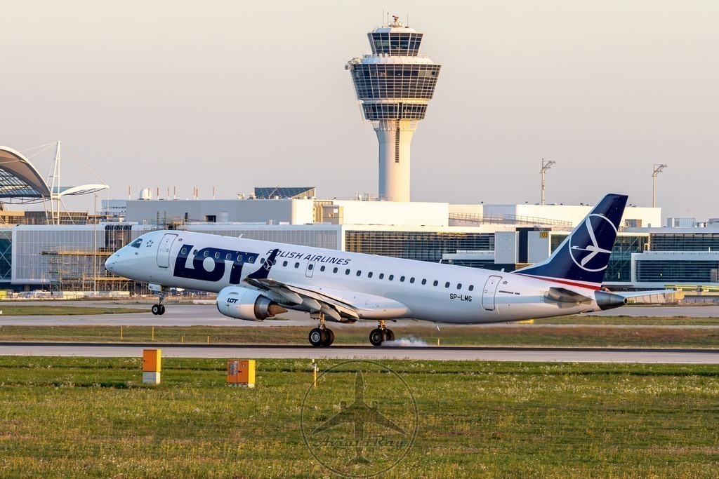 LO353-E190-SP-LMG-WAW-MUC-20230925-1-TPAI-sharpen-enhance-2x | Browse breathtaking aviation photography and order high-quality prints from AviatoRay's gallery. Perfect for enthusiasts and collectors. - Realisiert mit Pictrs.com