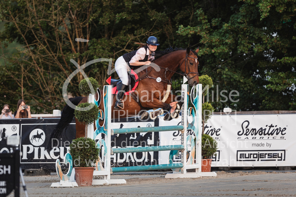 250531_MayDays_JNR-213 | Deine schönsten Turniermomente als professionelle Fotos! Entdecke hochwertige Pferdesport-Fotografie im Online-Shop. Jetzt Fotos finden & bestellen!