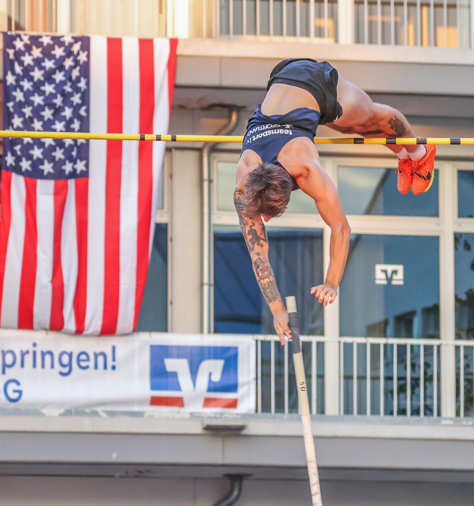 top-top.de-250828-361 | Foto, Video, Fotografie, Videografie, Fotobox, DJ, Discjockey, Musik, Musikbox, Veranstaltung, Photobooth, Amazon, Ebay, Buchtipp, Bestseller, Autor, Verlag, Buch, Wesel, Hamminkeln, NRW, Dinslaken, Rees, Drohne, Hochzeit, Party, Fotobox, Wesel, Fotograf