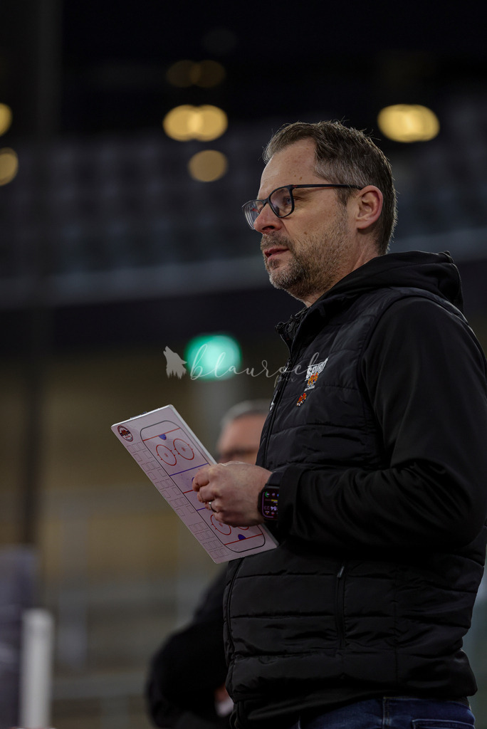 EHCB vs HCD-0532 | Sportbilder, Sportfotograf, Hochzeits- und Eventfotografin, Flugshows, Portraits und Tiershooting, Aviation, Downhill, Nationalleague, Swissleague, International