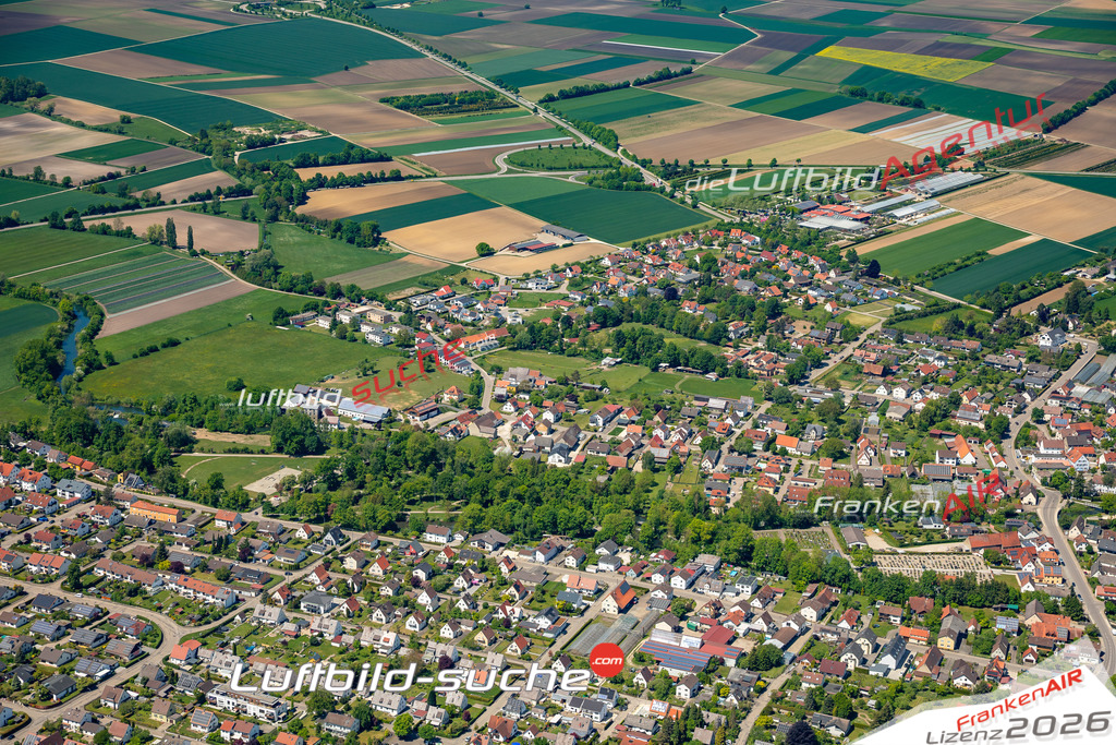 Luftaufnahme von Gundelfingen an der Donau - Die Luftaufnahme wurde 2025 vom UL-Flugzeug heraus erstellt ( keine Drohne ) - Hochauflösende Luftaufnahme - für professionelle Ausdrucke geeignet. Die Geschenkidee !Mit Lizenz und Bildrechte bestellbar