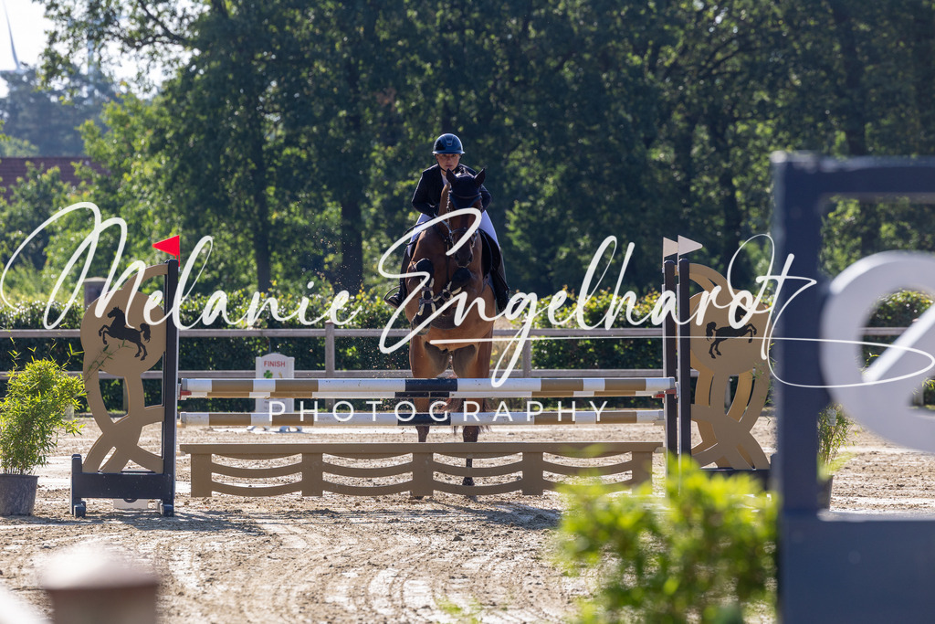 7I8A7242 | melanie-engelhardt-photography - Realisiert mit Pictrs.com