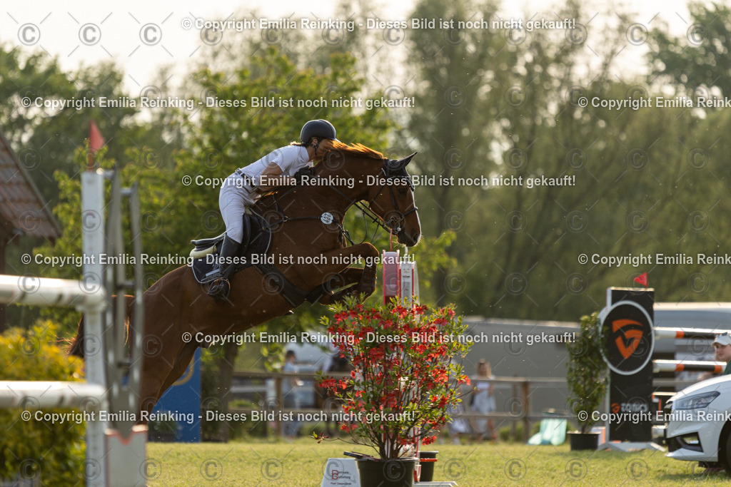 CL5A1379 | Emilia Reinking Fotografie - Realisiert mit Pictrs.com