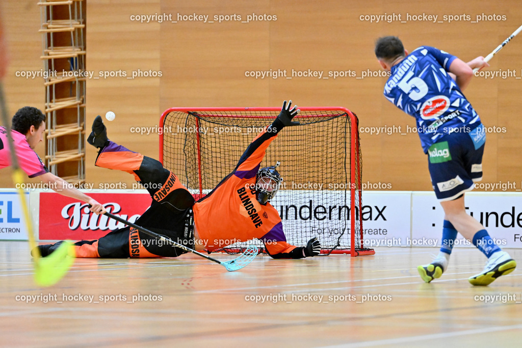 VSV Unihockey vs. Wiener Floorballferein 6.4.2024 | #80 Bernhard Bezucha Wiener Floorballverein, #5 Michael Kanduth VSV Unihockey, VSV Unihockey vs. Wiener Floorballferein 6.4.2024, VSV Unihockey vs. Wiener Floorballferein  am 06.04.2024 in Villach (Ballspielhalle St. Martin), Austria, (Photo by Bernd Stefan)