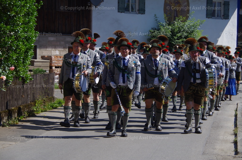 IMGP5518 | fotografiert von Axel PollmannLeonhardi Wallfahrt Benediktbeuern und Murnau, Fronleichnam, Fasching, Landschaft im Loisachtal und Benediktbeuern  - Realisiert mit Pictrs.com
