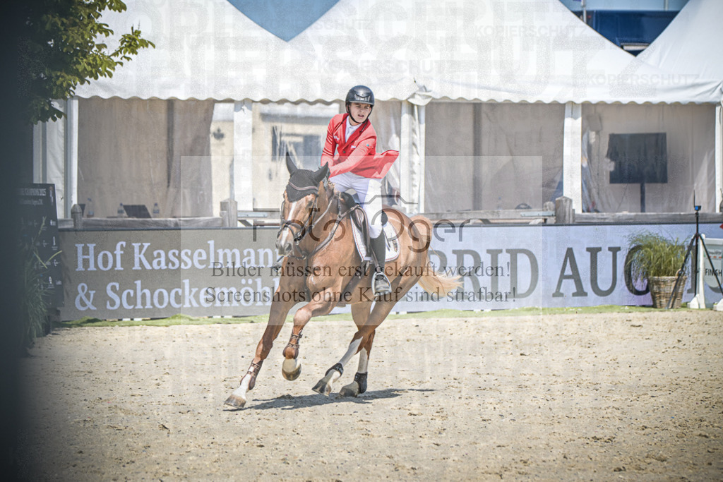 DOS_2135 | Entdecke hochwertige Reitturnierfotos von Foto Oger. Professionell, emotional und authentisch – jetzt Lieblingsmomente im Shop bestellen.Deutschlandweite Turnierfotografie. - Realisiert mit Pictrs.com