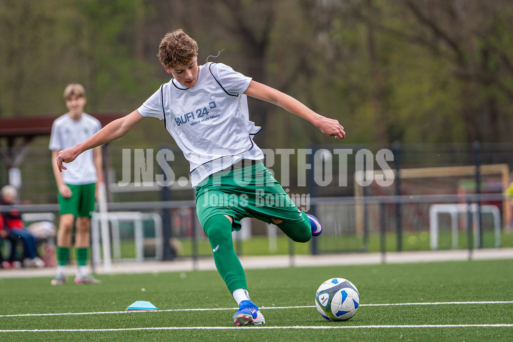 VFL Wittekind-Wildeshausen - TuS Eversten I 02425 | jns.sportfotos - Realisiert mit Pictrs.com