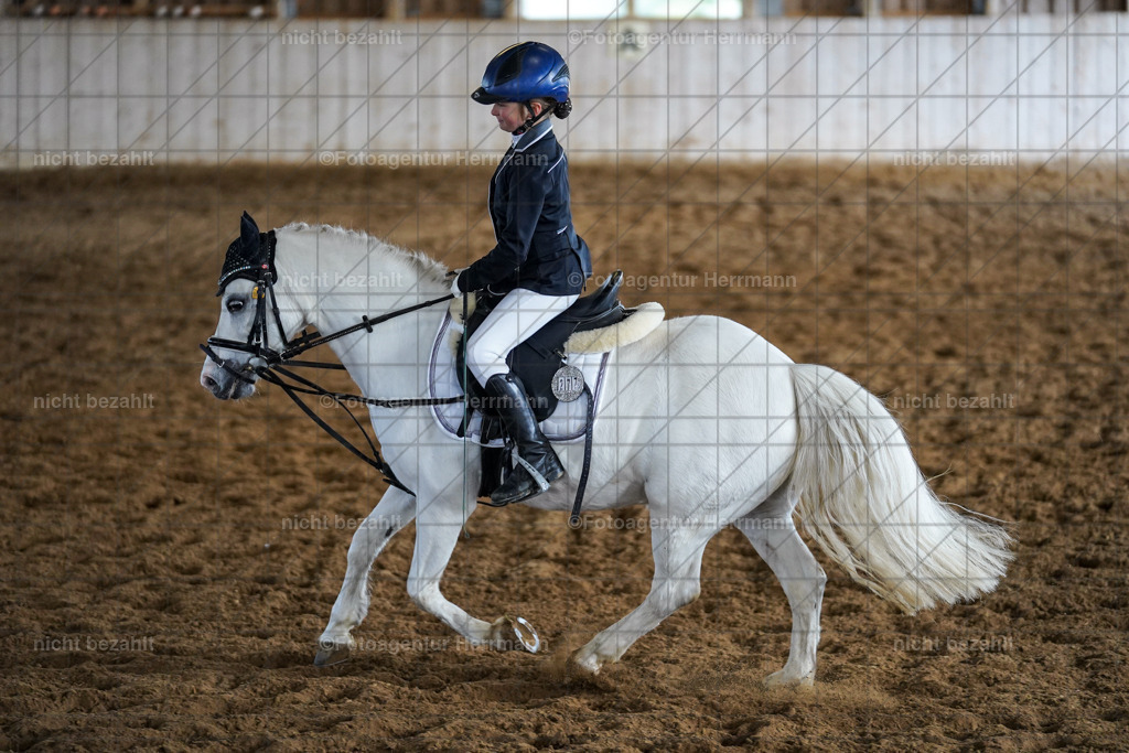 20230518-FAH03694 | Frühjahrsturnier, landberg am Lech, 2023, Reitclub Landsberg, Turnierbilder, Fotos Turnier Landsberg, Fotoagentur Herrmann, Turnierfotografen Bayern, reitsport Fotograf, Pferde Fotograf