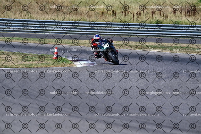 26bt04-0161 | markuskiefer.com - Realisiert mit Pictrs.com