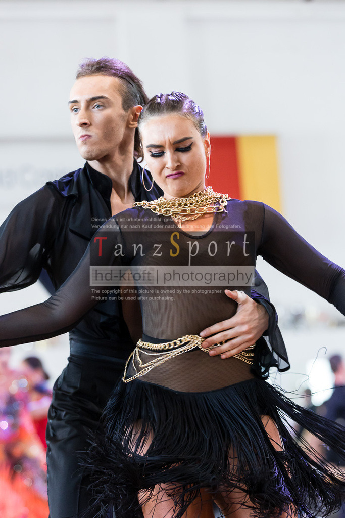 20240616_D-Cup-HGR-Latein_3295 | Tanzsportbilder, Standardtanz, Lateintanz, WDSF, DTV, LTVB, dancecomp, goc, hessen tanzt, blaues band der spree, walzer, tango, wiener walzer, slowfox, quickstepp, samba, rumba, cha-cha-cha, paso doble. jive, hd-kroft photography, turniertanzsport