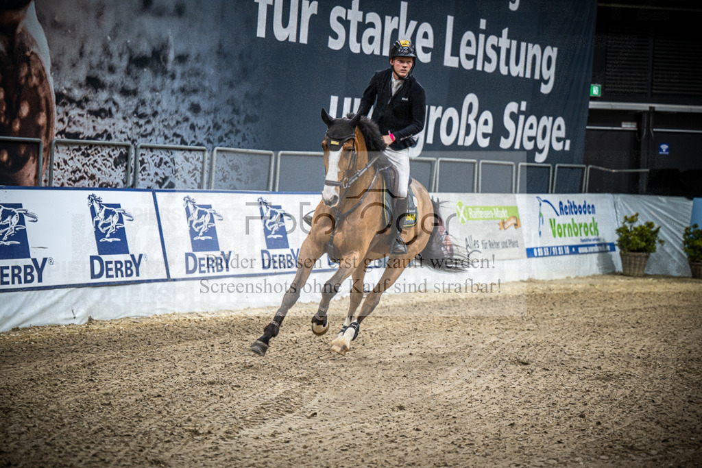 DOS_1952 | Entdecke hochwertige Reitturnierfotos von Foto Oger. Professionell, emotional und authentisch – jetzt Lieblingsmomente im Shop bestellen.Deutschlandweite Turnierfotografie. - Realisiert mit Pictrs.com
