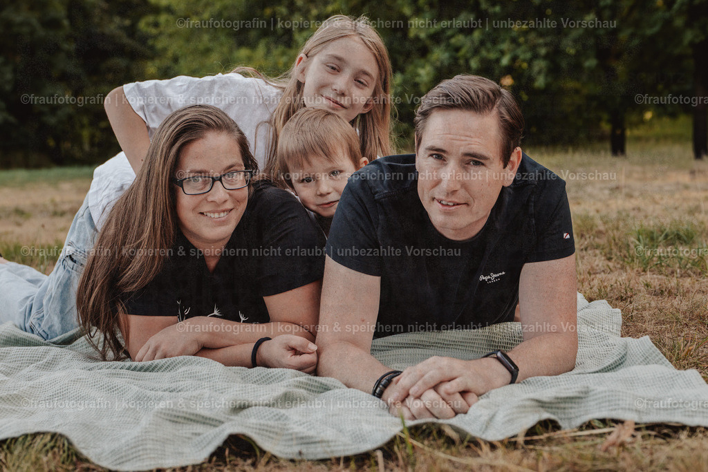 Fraufotografin_O3A2666 | Isabelle Schiminski ist ein Kitafotograf für Wiesbaden, Rheingau, Kiedrich, Untertaunus, Bad Schwalbach, Taunusstein und Mainz
