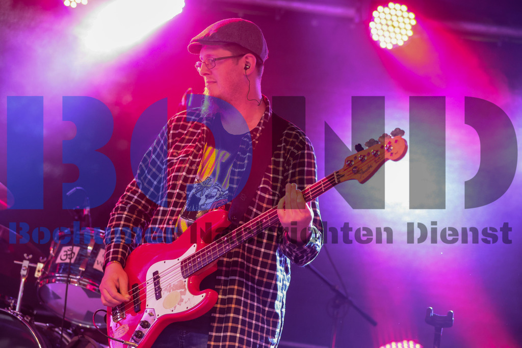 jm_wurst_20240530_1729 | bond - Realisiert mit Pictrs.com