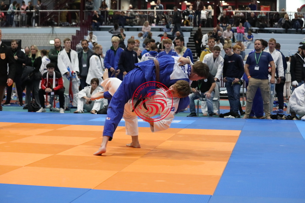 1J7A2462 | Fotos vom Adler Cup - Pictures from Adler Cup

Hier findet Ihr alle Eindrücke und großen Momente der Adler Cup Wochenenden. Here you will find all impressions and great moments of the Adler Cup weekends. - Realisiert mit Pictrs.com