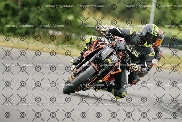 25bt05-0266 | markuskiefer.com - Realisiert mit Pictrs.com