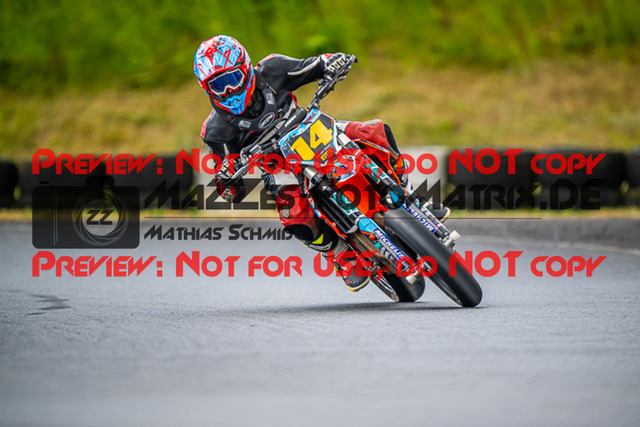 MaZZes_FotoMatrix_220528_0762 | Fotograf Mathias Schmid
Sportfotograf,
Eventfotograf,
Hochzeitsfotograf,
Portraitfotograf