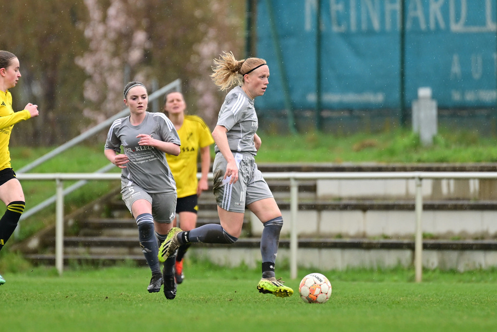 Fußball I Frauen I Saison 2024-2025 I Bezirkspokal I Halbfinale I TuS Fleestedt - ATSV Scharmbeckstotel | Der Sportfotograf. - Realisiert mit Pictrs.com