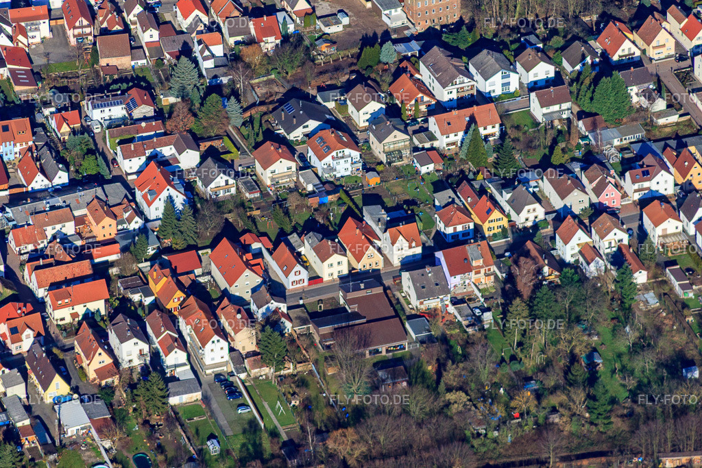 Kindergarten St. Elisabeth in der Schulstr | Luftbild: Kindergarten St. Elisabeth in der Schulstr in Lingenfeld im Bundesland Rheinland-Pfalz in Deutschland. Foto: IMG_36790.jpg vom 16.01.2011 durch Werner Riehm/FLY-FOTO.de - Realisiert mit Pictrs.com