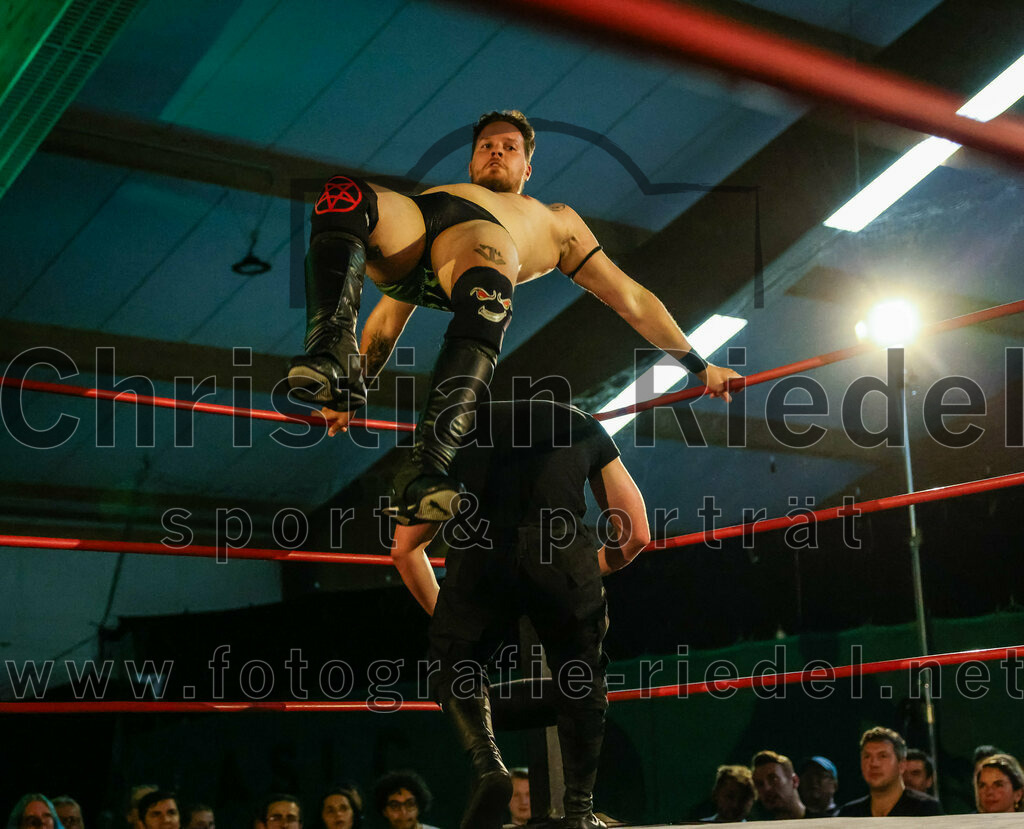 2023-08-12_165_EWS_Wrestling_ERDING | Erding, Deutschland, 12.08.2023:
Wrestling, Saison 2023, EWS Wrestling ERDING

Foto: Christian Riedel / fotografie-riedel.net