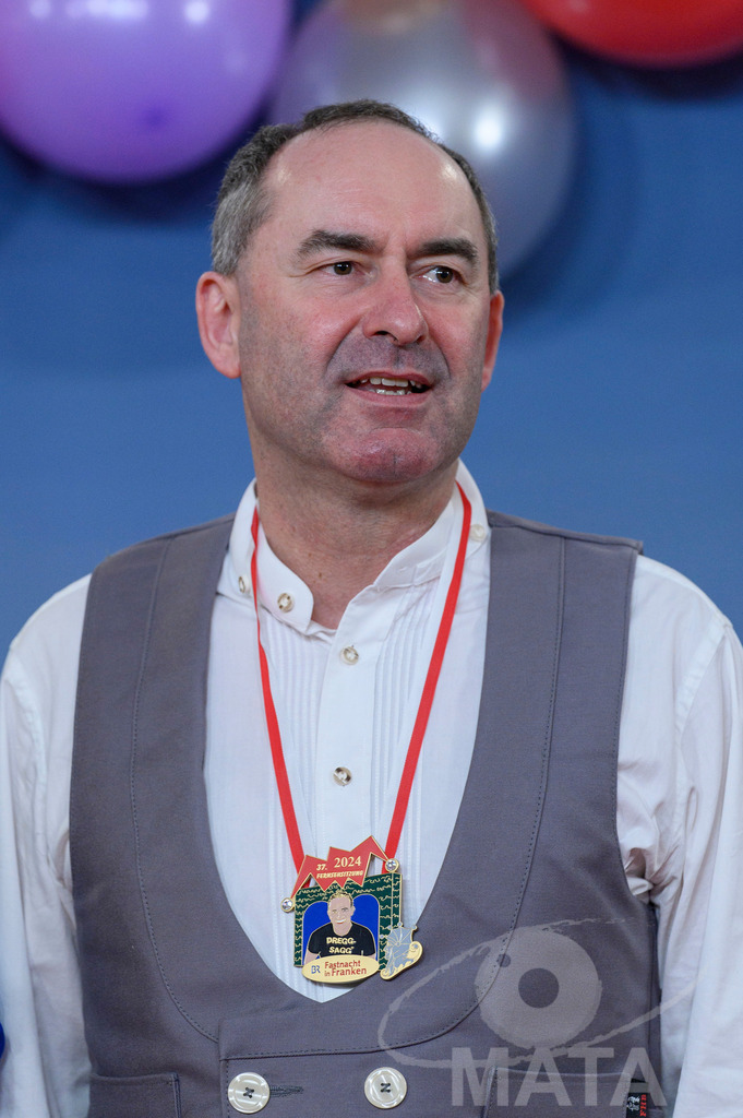 _DWA1925 | Staatsminister Hubert Aiwanger (Freie Wähler) bei der TV-Sendung Fastnacht in Franken 2024. Veitshöchheim, 02.02.2024 Bayern Deutschland - Realisiert mit Pictrs.com