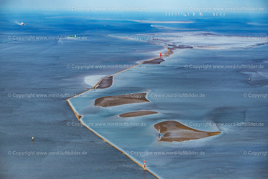 Aussenweser_Seezeichen_ELS_1642140918 | WURSTER NORDSEEKüSTE 14.09.2018 Wasser Fahrinne der Außenweser Außenweser im Wattenmeer an der Wurster Nordseeküste im Bundesland Niedersachsen, Deutschland. Weiterführende Informationen bei: Wasserstraßen- und Schifffahrtsamt Bremen. // Water fairway of the Outer Weser Outer Weser in the Wadden Sea on the Wurster North Sea coast in the state Lower Saxony, Germany. Further information at: Wasserstrassen- und Schifffahrtsamt Bremen. Foto: Martin Elsen