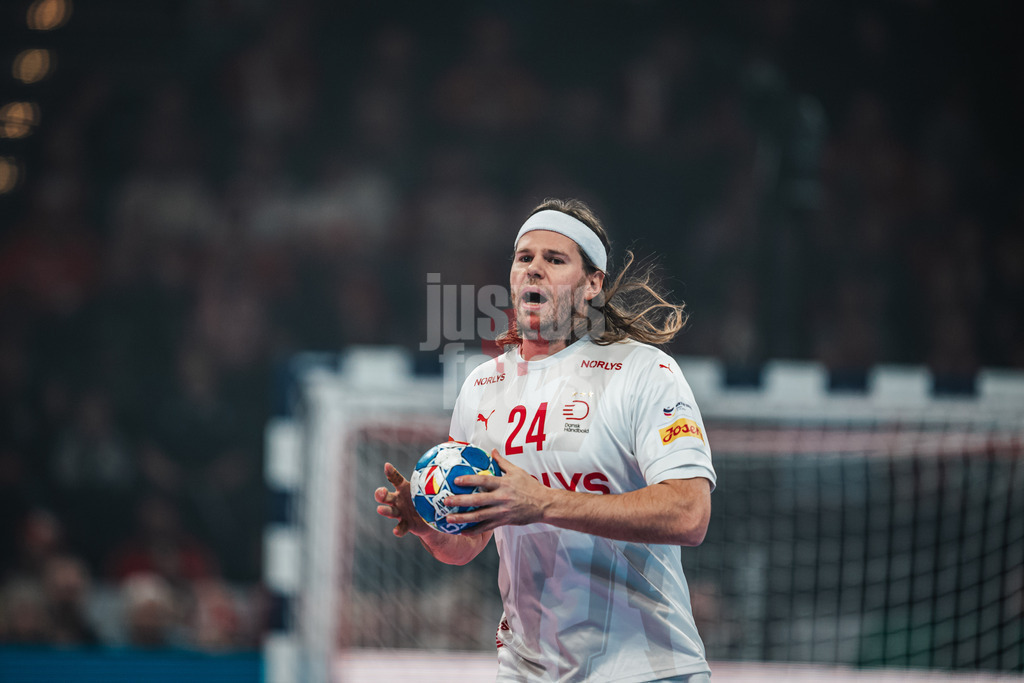 Handball | Herren | EHF EURO 2024 | European Championshop Men 2024 Final Tournament | Slowenien vs. Dänemark | 23.01.2024 | Mikkel Hansen (#24, Dänemark, DEN)