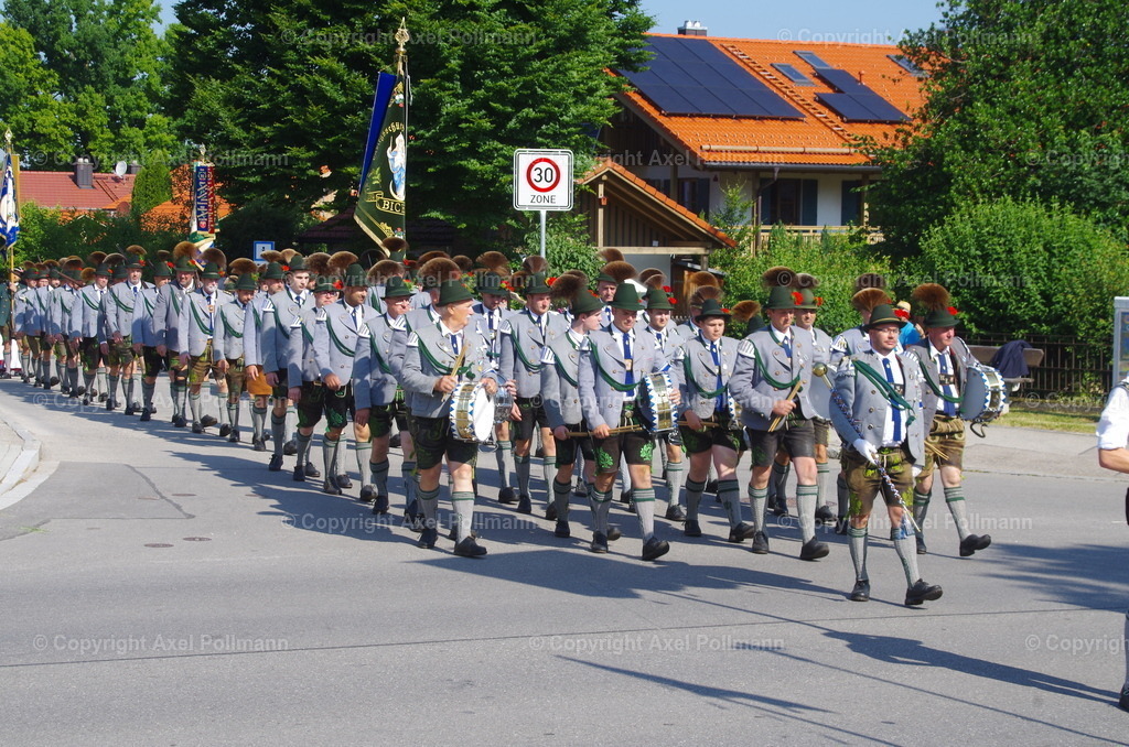 IMGP3126 | fotografiert von Axel PollmannLeonhardi Wallfahrt Benediktbeuern und Murnau, Fronleichnam, Fasching, Landschaft im Loisachtal und Benediktbeuern  - Realisiert mit Pictrs.com
