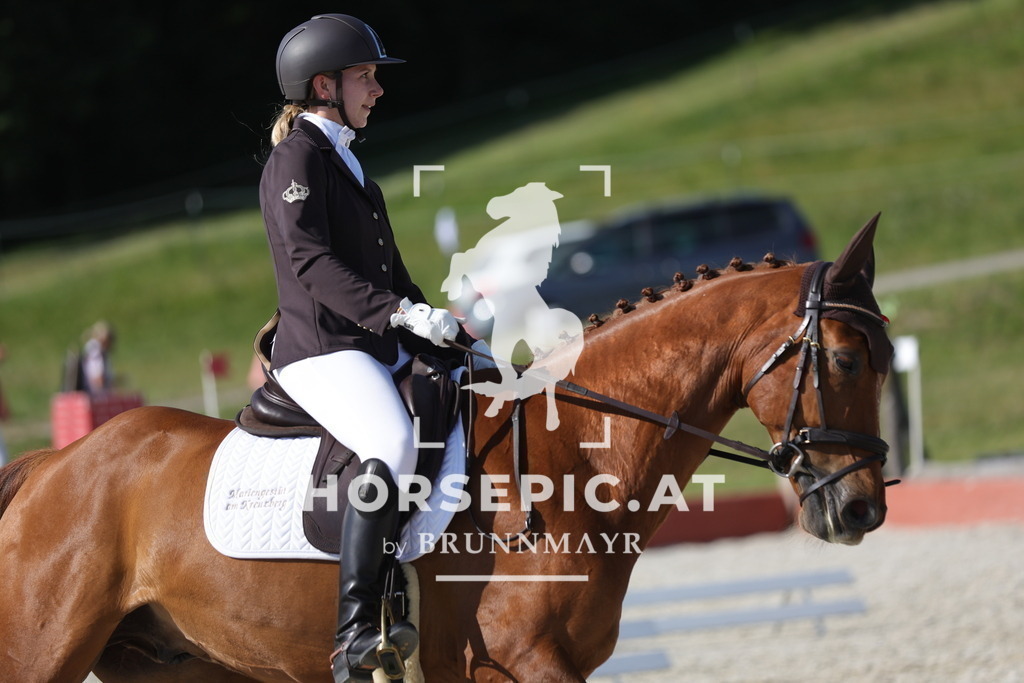 0P6A8443 | Willkommen bei Brunnmayr - Design & Fotografie – Ihrem Spezialisten für Reitturniere und Pferdeveranstaltungen in Oberösterreich, Salzburg und Bayern! Seit über 17 Jahren sind wir leidenschaftlich dabei.