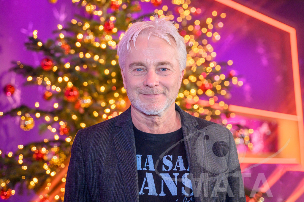 _DWA2186 | Werner Schmidbauer bei '30 Jahre Sternstunden-Gala 2023' in der Frankenhalle. Nürnberg, 15.12.2023 - Realisiert mit Pictrs.com