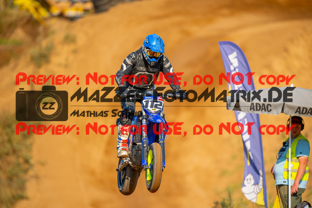 MaZZes-Fotomatrix-20260815-601952 | S2