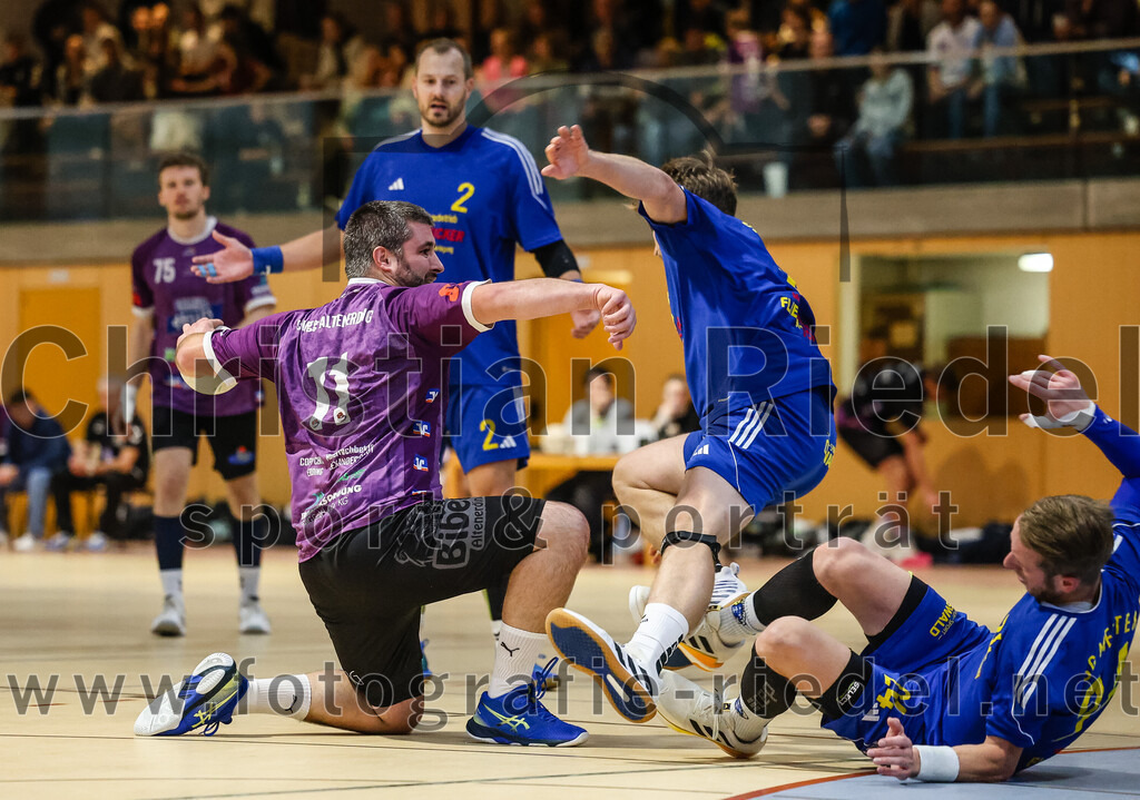 2024-10-13_042_SpVgg_Altenerding_gegen_SSG_Metten | Erding, Deutschland, 13.10.2024:Handball, Bezirksoberliga Männer 2024 / 2025, 4. Spieltag, SpVgg Altenerding gegen SSG Metten, Endergebnis: 40:22Christian Loris (SpVgg Altenerding, #11)Foto: Christian Riedel / fotografie-riedel.net