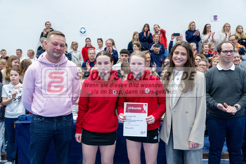 HK_20250223_103340 | Deutsche Meisterschaft wU14 Finale und Ehrungen am 23.2.2025 Düsseldorfer HC, Düsseldorf