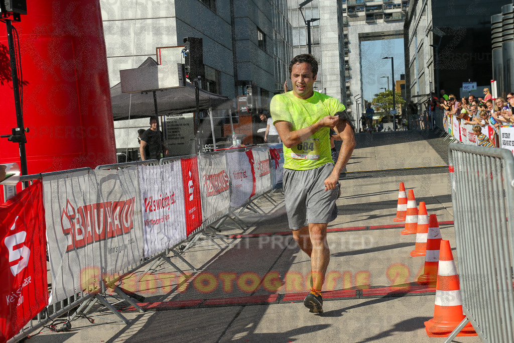 240921_1513_EX1_4692 | Sportfotografie im Rhein-Sieg Kreis, Köln, Bonn, NRW, Rheinland Pfalz, Hessen, etc. Unser Tätigkeitsfeld umfasst den Laufsport vom Volkslauf über den Marathon, Duathlon, Triathon bis zum Ultralauf wie Kölnpfad Ultra oder Schindertrail.