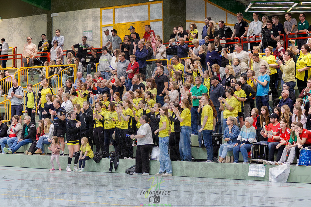 Hessenmeisterschaft wJC - Finale; HSG Kleenheim - HSG Weiterstadt/ Braunsh.Worf. | Hessenmeisterschaft wJC - Finale; HSG Kleenheim - HSG Weiterstadt/ Braunsh.Worf. am 22.03.2025 in Biedenkopf (Sporthalle Lahntalschule)Photo © 2025 - Jörg Heinrich - Realisiert mit Pictrs.com