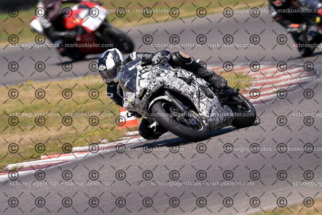 26bt04-1968 | markuskiefer.com - Realisiert mit Pictrs.com