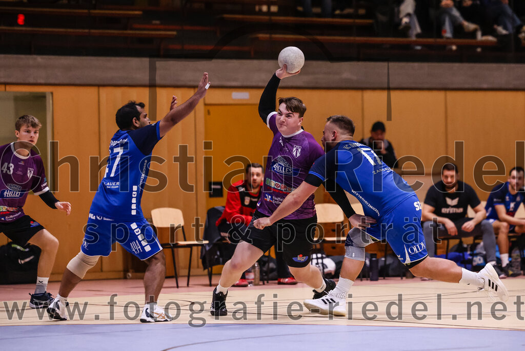 2024-11-09_060_SpVgg_Altenerding_II_gegen_HC_Deggendorf | Erding, Deutschland, 09.11.2024:Handball, Bezirksliga Männer Ost 2024 / 2025, 4. Spieltag, SpVgg Altenerding II gegen HC Deggendorf, Endergebnis: 25:24Foto: Christian Riedel / fotografie-riedel.net