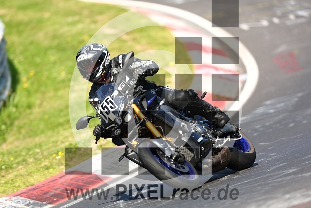 0155-20250813_01018 | Schöne Erinnerungen an spannende Momente - das festzuhalten ist unser Job. PIXELrace.de ist seit 2003 auf den Rennstrecken Europas unterwegs um die Action draußen beim Fahren und die wunderbare Stimmung imm Fahrerlager für euch einzufangen.